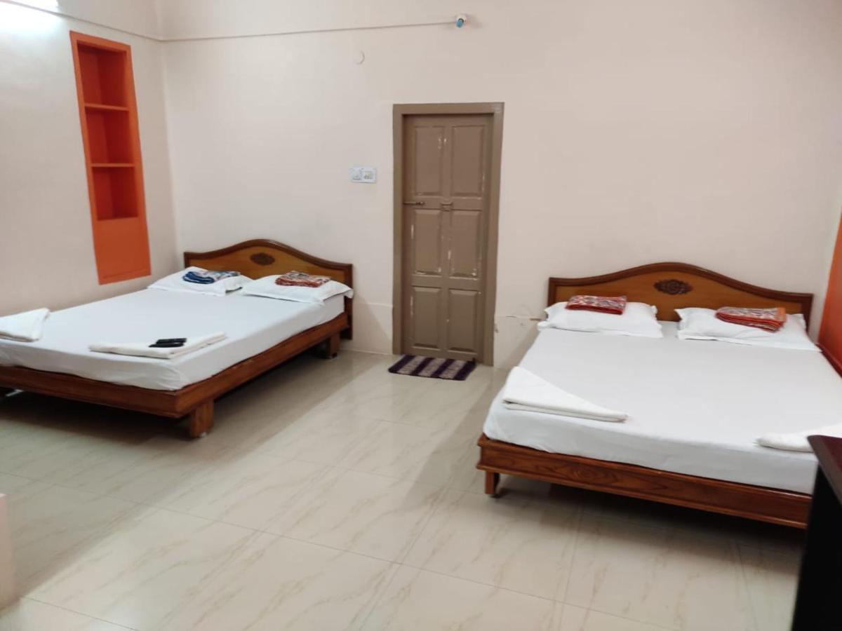 Sibi Lodge Коимбатур Экстерьер фото