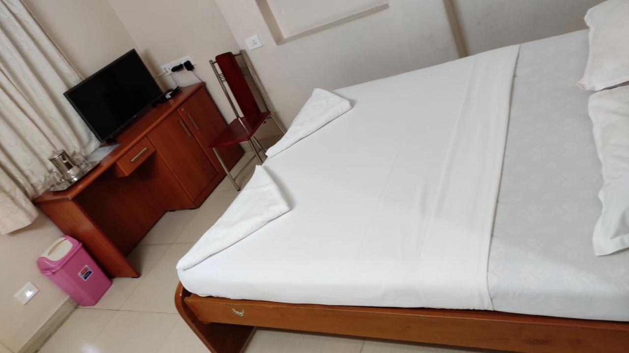 Sibi Lodge Коимбатур Экстерьер фото